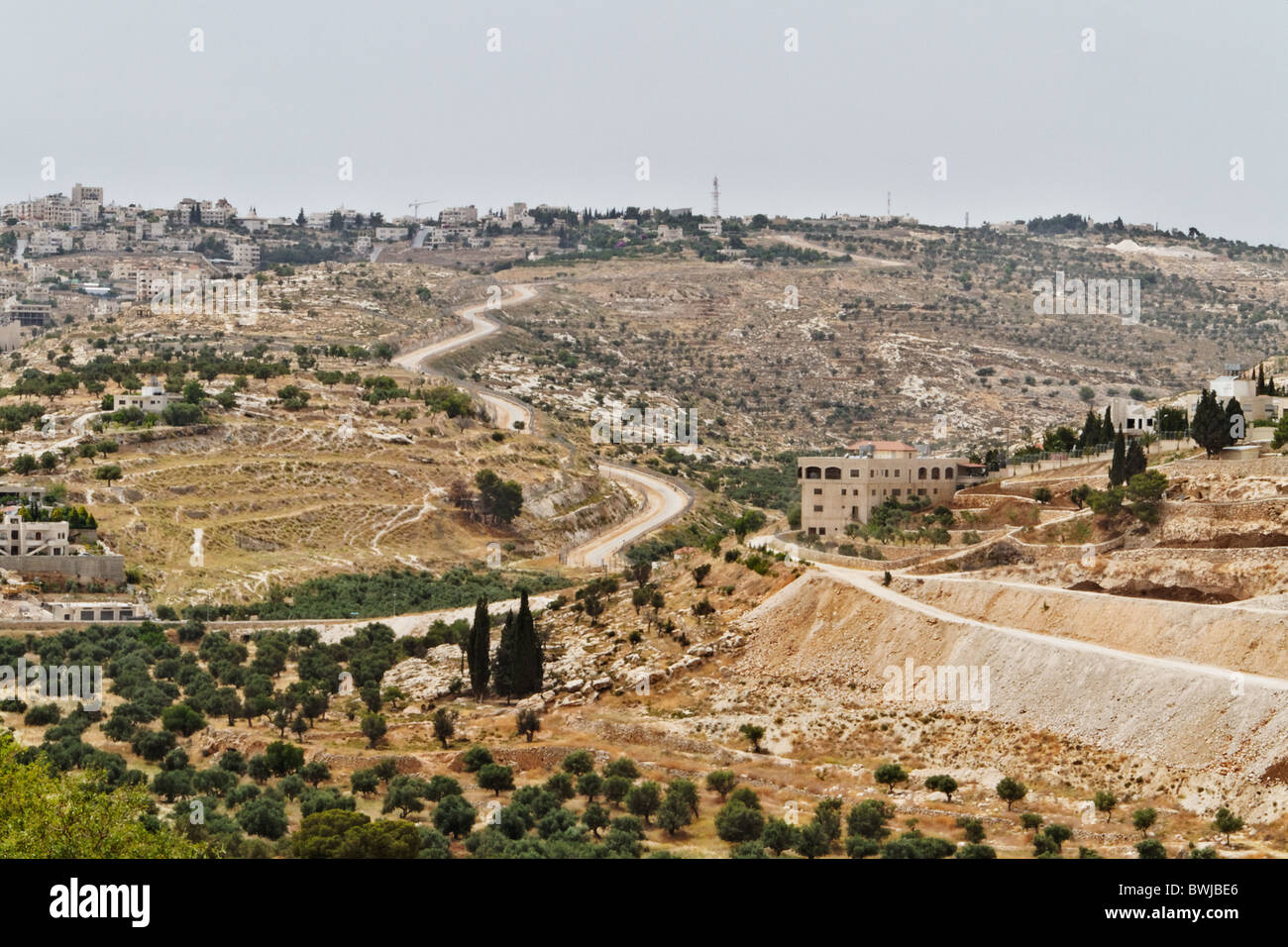 Die Mauer um die West Bank Gebiete Sperrung des Zugangs für die Palästinenser, die von ihm eingesperrt fühlen Stockfoto