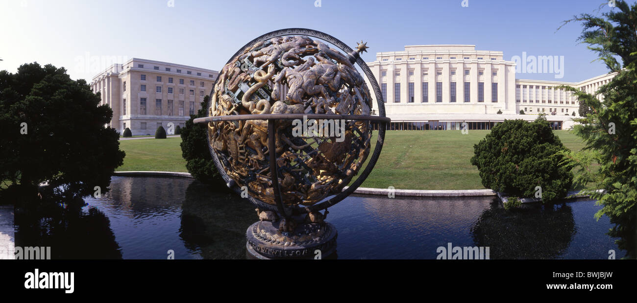 Paläste der Nationen Palastgebäude Bau Globus Himmel KugelTeich Park
