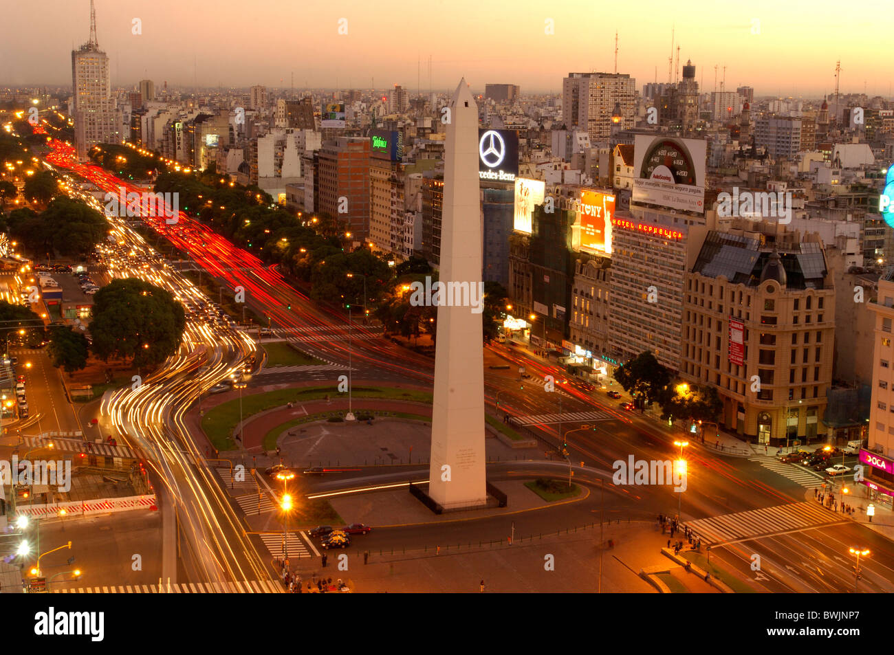 Obelisco Plaza De La República Platz Stadt bei Nacht Centro Zentrum Buenos Aires Argentinien Südamerika Stockfoto