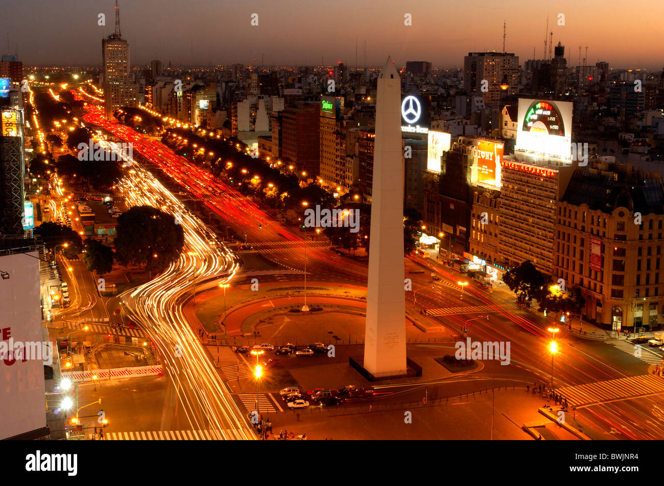 Obelisco Plaza De La República Platz Stadt bei Nacht Centro Zentrum Buenos Aires Argentinien Südamerika Stockfoto