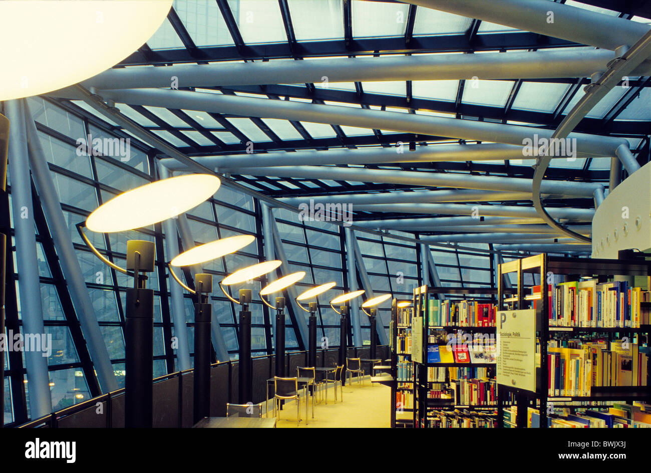 Europa, Deutschland, Nordrhein-Westfalen, Dortmund, Stadt-Und Landesbibliothek Dortmund, Innenraum anzeigen Stockfoto