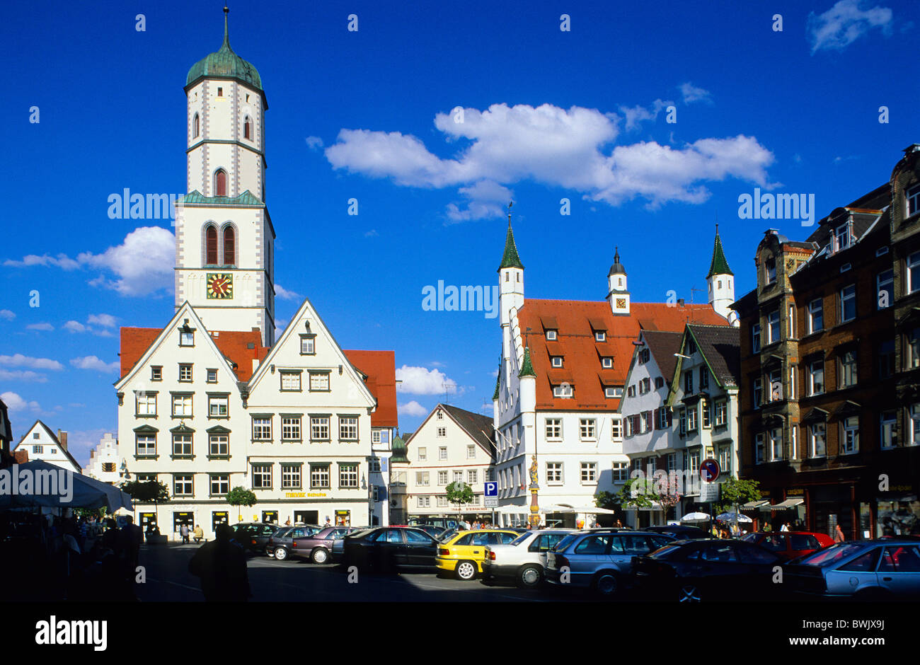 Europa, Deutschland, Baden-Württemberg, Biberach ein der Riss, Marktplatz und St.-Martins Kirche Stockfoto