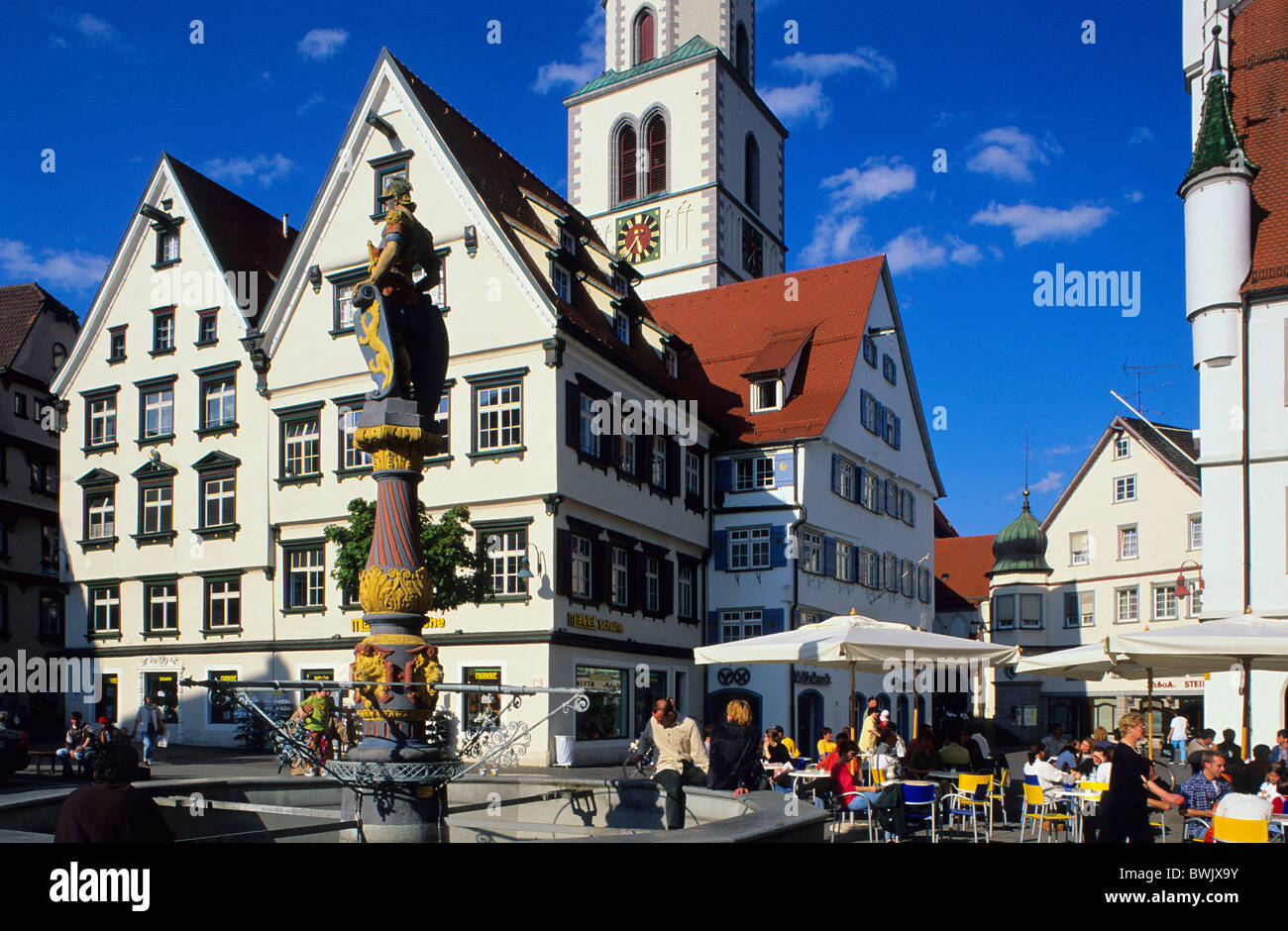 Europa, Deutschland, Baden-Württemberg, Biberach ein der Riss, Marktplatz und St.-Martins Kirche Stockfoto