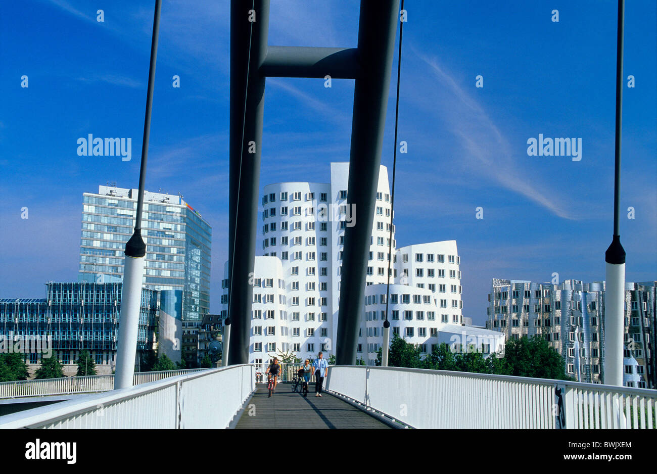 Europa, Deutschland, Nordrhein-Westfalen, Düsseldorf, Neuer Zollhof [Architekt Frank O. Gehry] Stockfoto