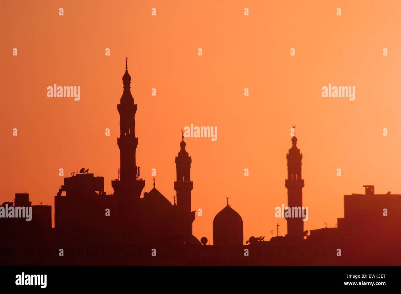 Moschee Silhouetten Minarette Stimmung Dämmerung Twilight Islam Religion Alexandria Ägypten Nordafrika Stockfoto