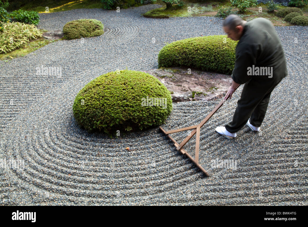 Rechen zen garten Fotos und Bildmaterial in hoher Auflösung Alamy