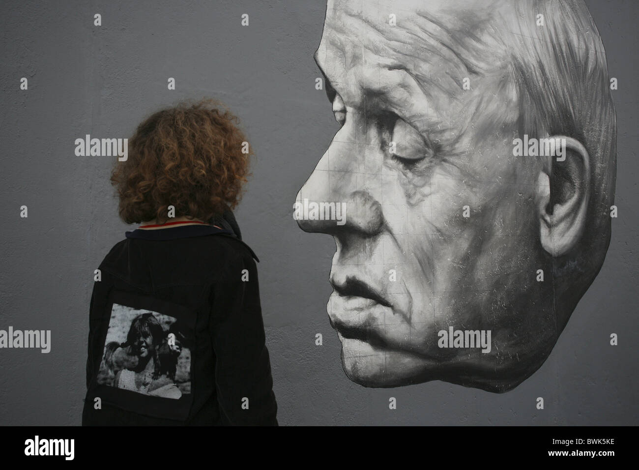 East Side Gallery, Rest der Berliner Mauer, Friedrichshain, Berlin, Deutschland Stockfoto