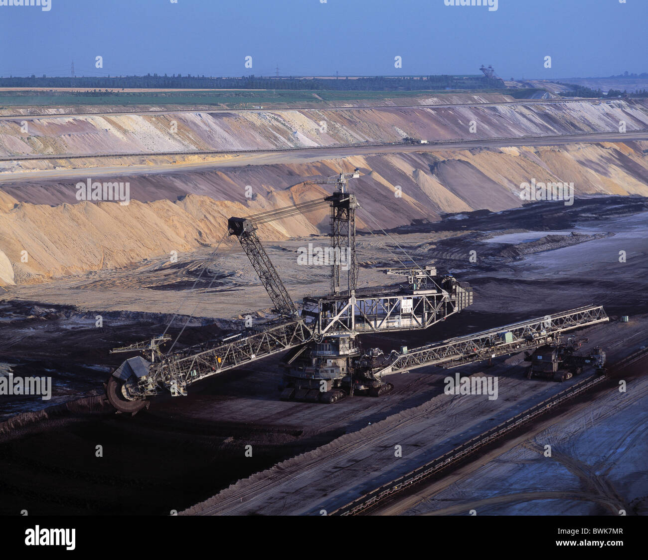 Bagger Braunkohle Tagebau Industrie Kohle Abbau Bereich Garzweiler Juchen Niederrhein Demontage Stockfoto