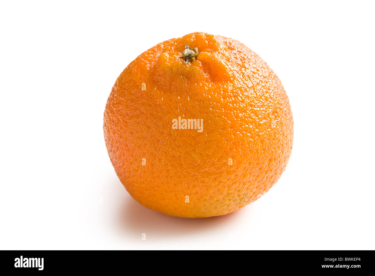leckere Tangerine auf weißem Hintergrund Stockfoto