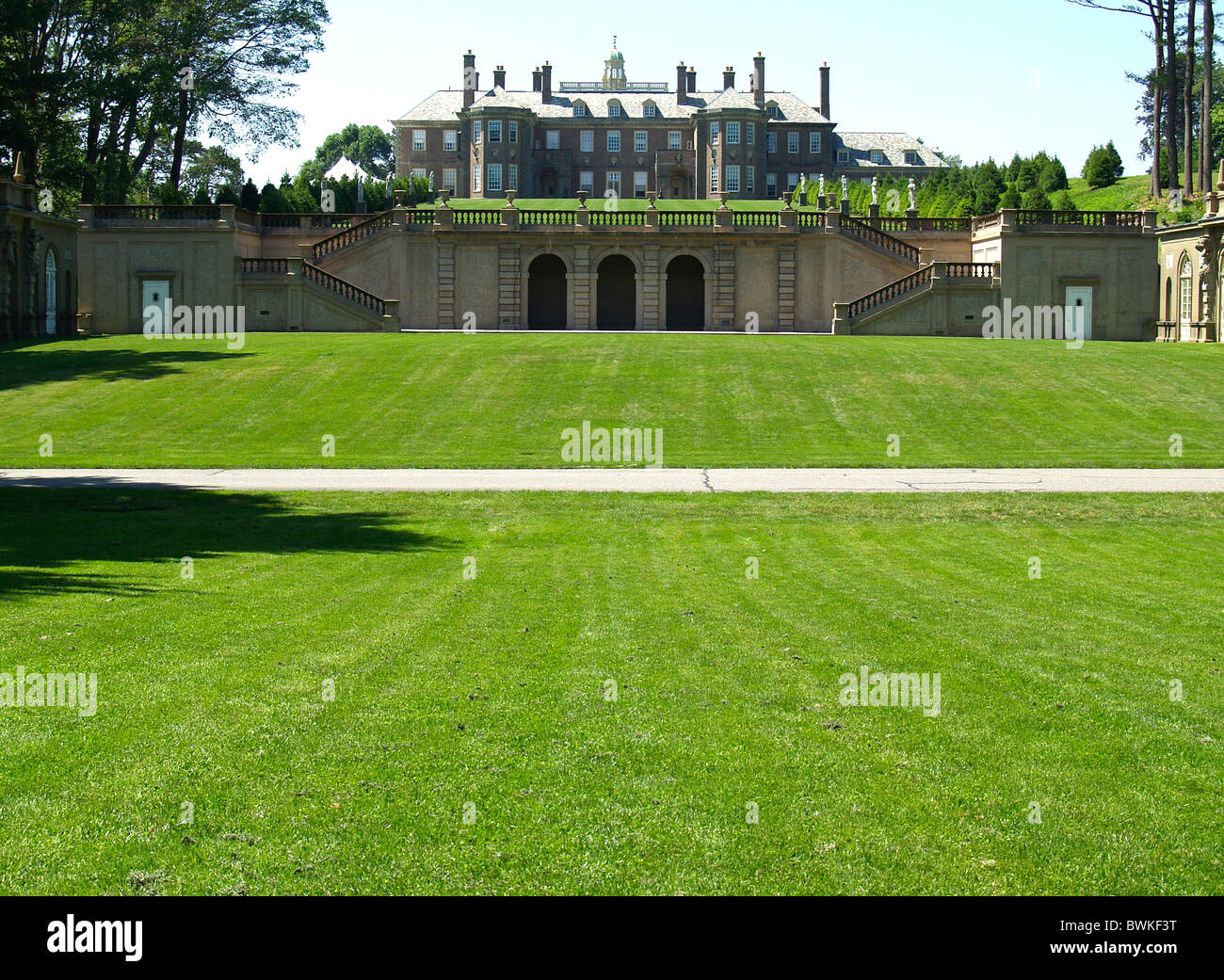 Ansicht von hinten aus Gründen der das Große Haus in Castle Hill, Ipswich, Massachusetts Stockfoto