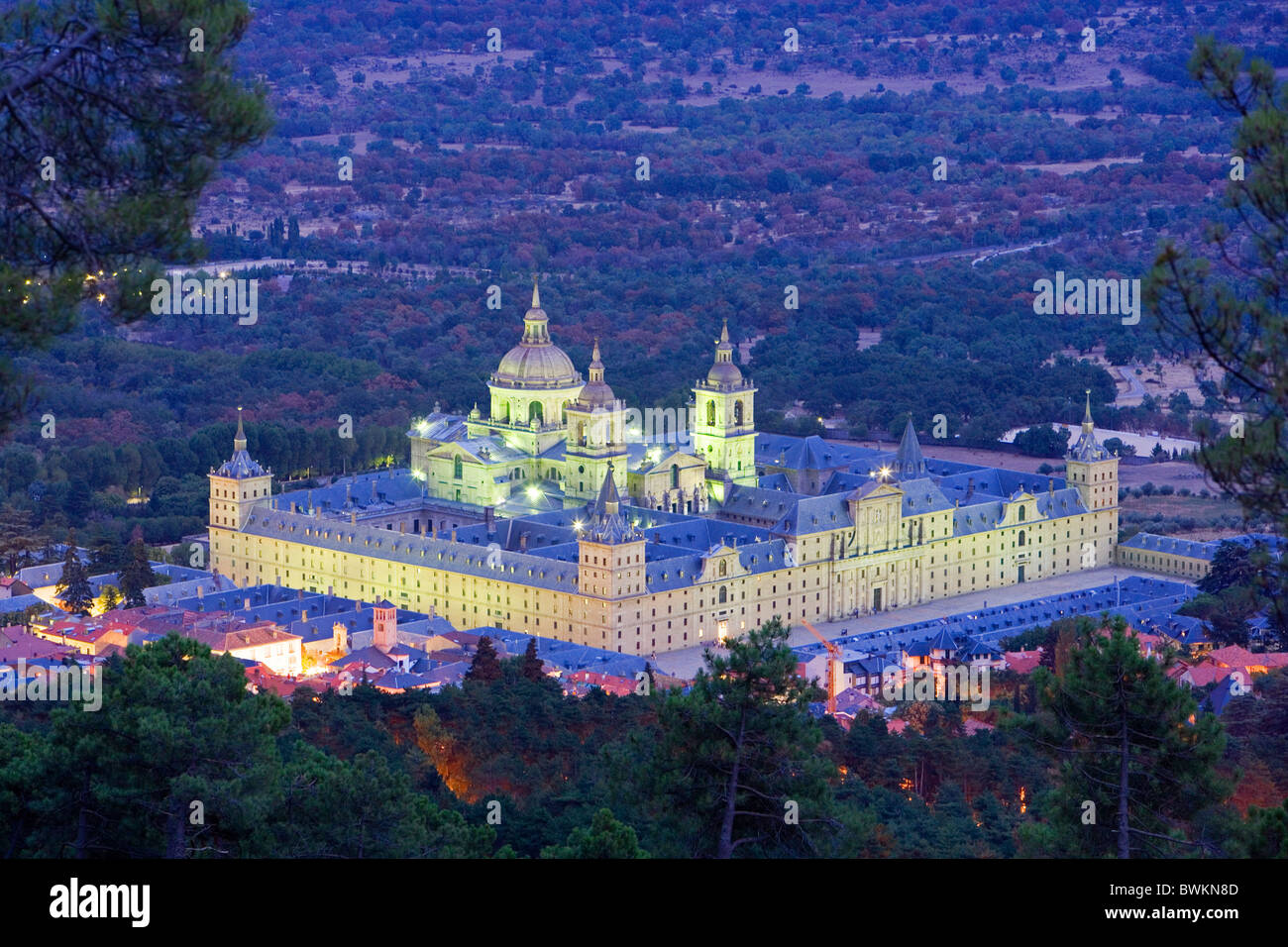 Palast Schloss Burg In Spanien 7 Buchstaben Madrid region -Fotos und -Bildmaterial in hoher Auflösung – Alamy