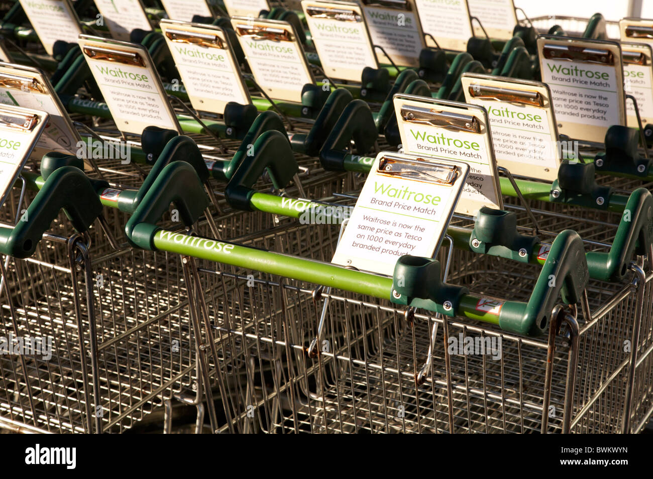 Waitrose Einkaufswagen Stockfoto