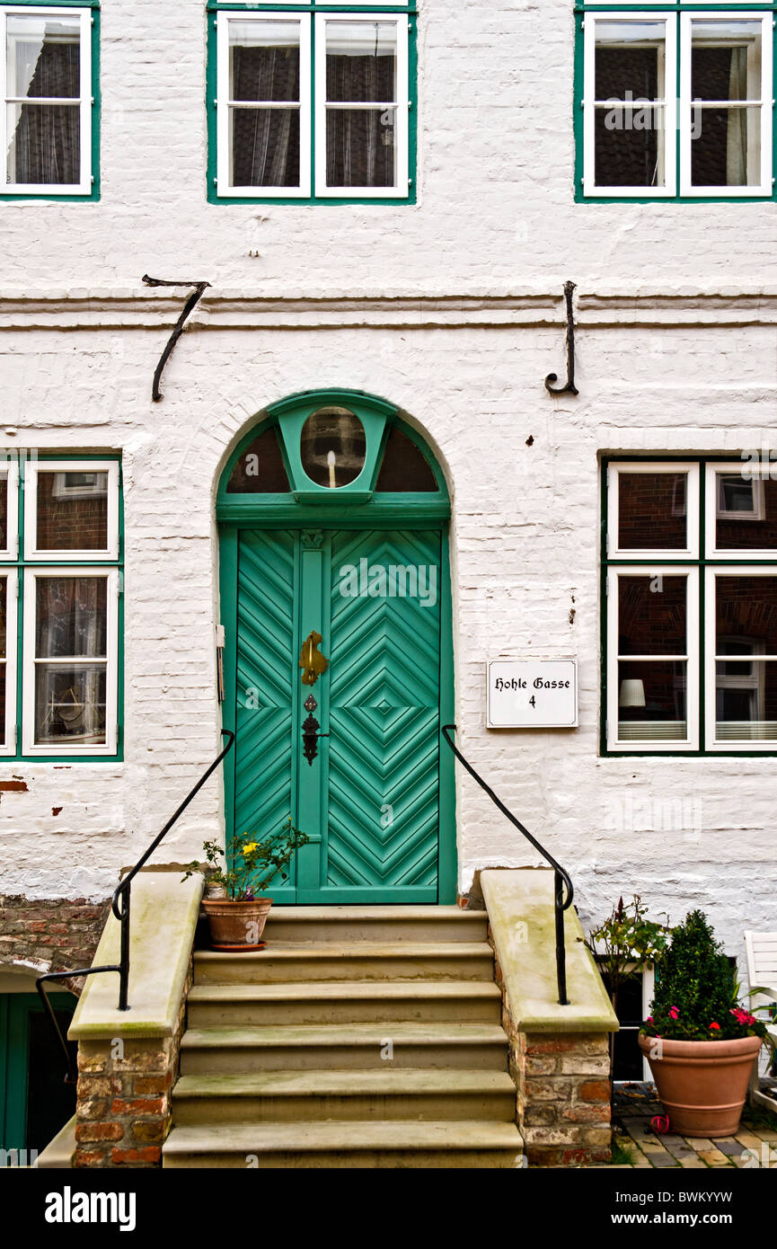 Haustür eines Hauses in Husum, Nordfriesland, Norddeutschland;  Eingangstür Eines Malgrat in Husum Stockfoto