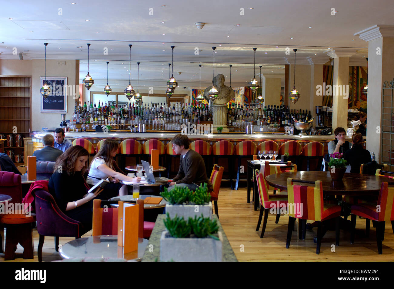 UK London tanken Bar Restaurant Soho Hotel Firmdale Hotels Richmond Mews Soho Großbritannien Europa vereint Ki Stockfoto