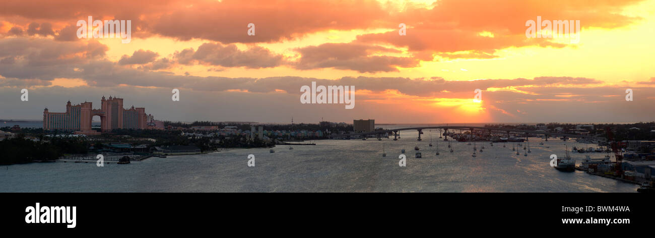 Paradise Island Nassau Bahamas Atlantis Hotel Karibik Panorama Sonnenuntergang Sonnenaufgang Sonnenuntergang Stockfoto