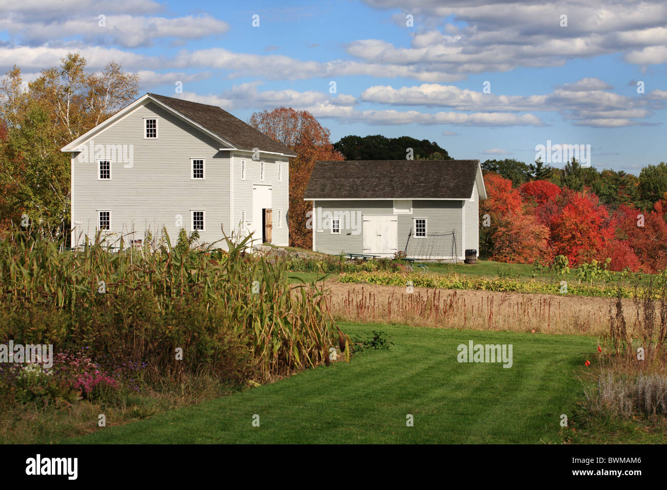Holz- Scheunen innerhalb der Canterbury Shaker Village, New Hampshire, USA Stockfoto