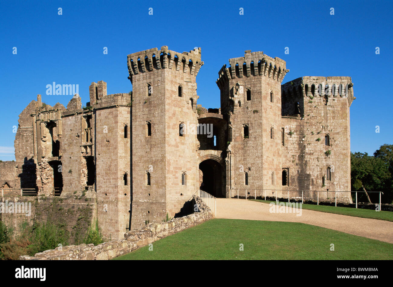 UK Wales Monmouthshire Raglan Raglan Burg Burgen Burg historische Vereinigtes Königreich Großbritannien Europa Hi Stockfoto