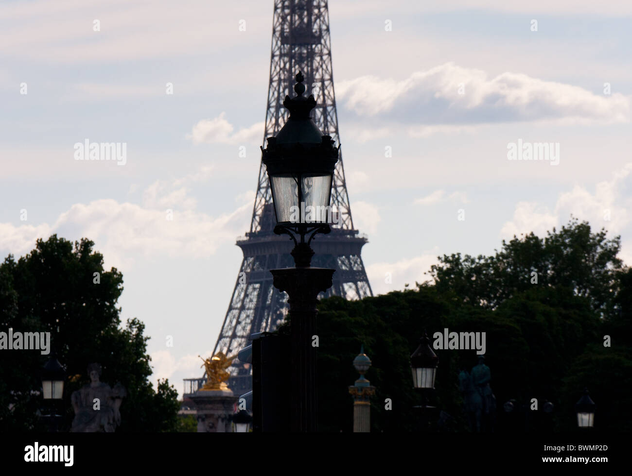Tour Eiffel von Place De La Concorde, Paris Stockfoto