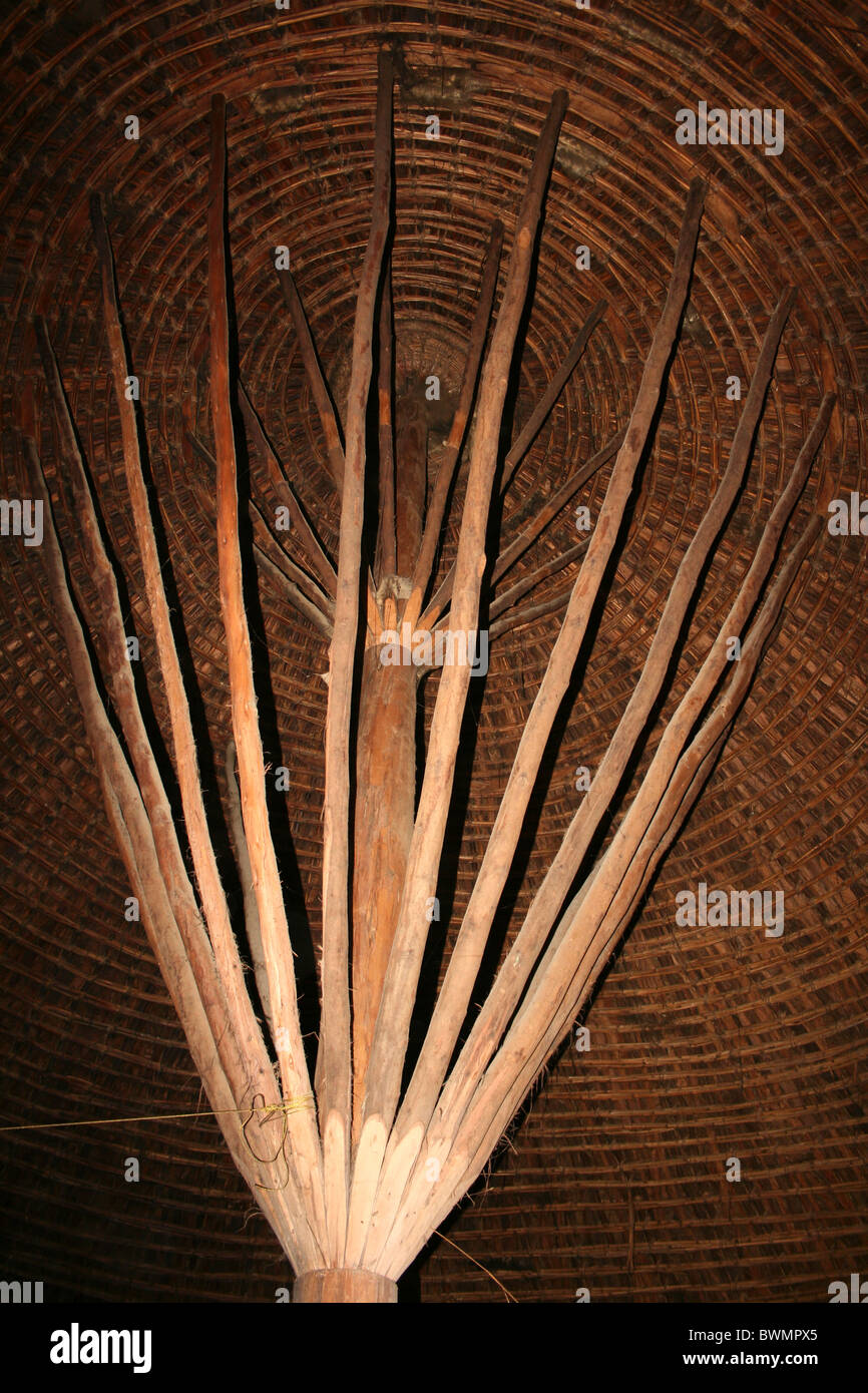 Das Innendach eine Alaba Stamm-Hütte, Nr. Kulito, Äthiopien Stockfoto