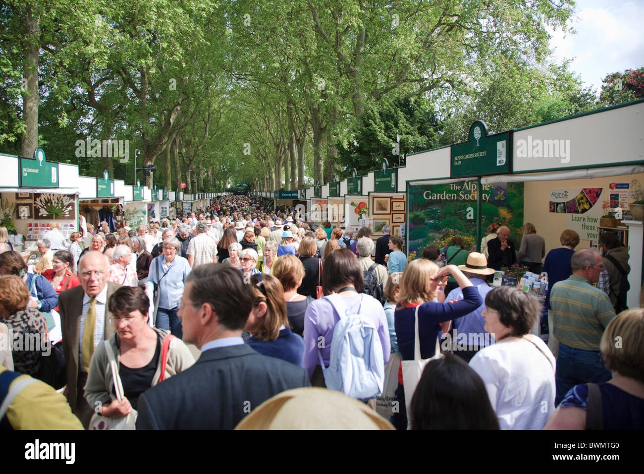 Menschenmassen auf der Chelsea Flower Show 2010 Stockfoto