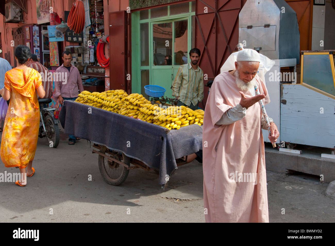 Straße-Aktivität in der Medina, der Altstadt von Marrakesch in Marokko. Stockfoto