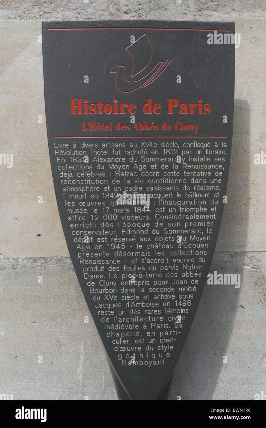 Geschichte-Post mit Informationen über L'Hôtel des Abbés de Cluny (Cluny Abtei Hotel). Stockfoto
