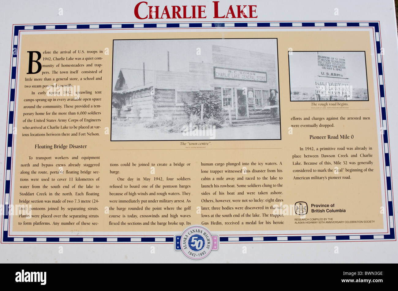 Charlie Lake Mile '0' Army Tote Road am Alaska Highway '52' Meilenmarkierung, Fort St. John, British Columbia, Kanada. Stockfoto