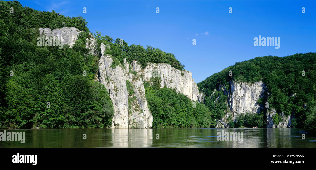 Europa-Deutschland-Europa-Bayern in der Nähe von Weltenburg Donau schmal Narrows Schlucht Tal Wasser Kalkfelsen li Stockfoto