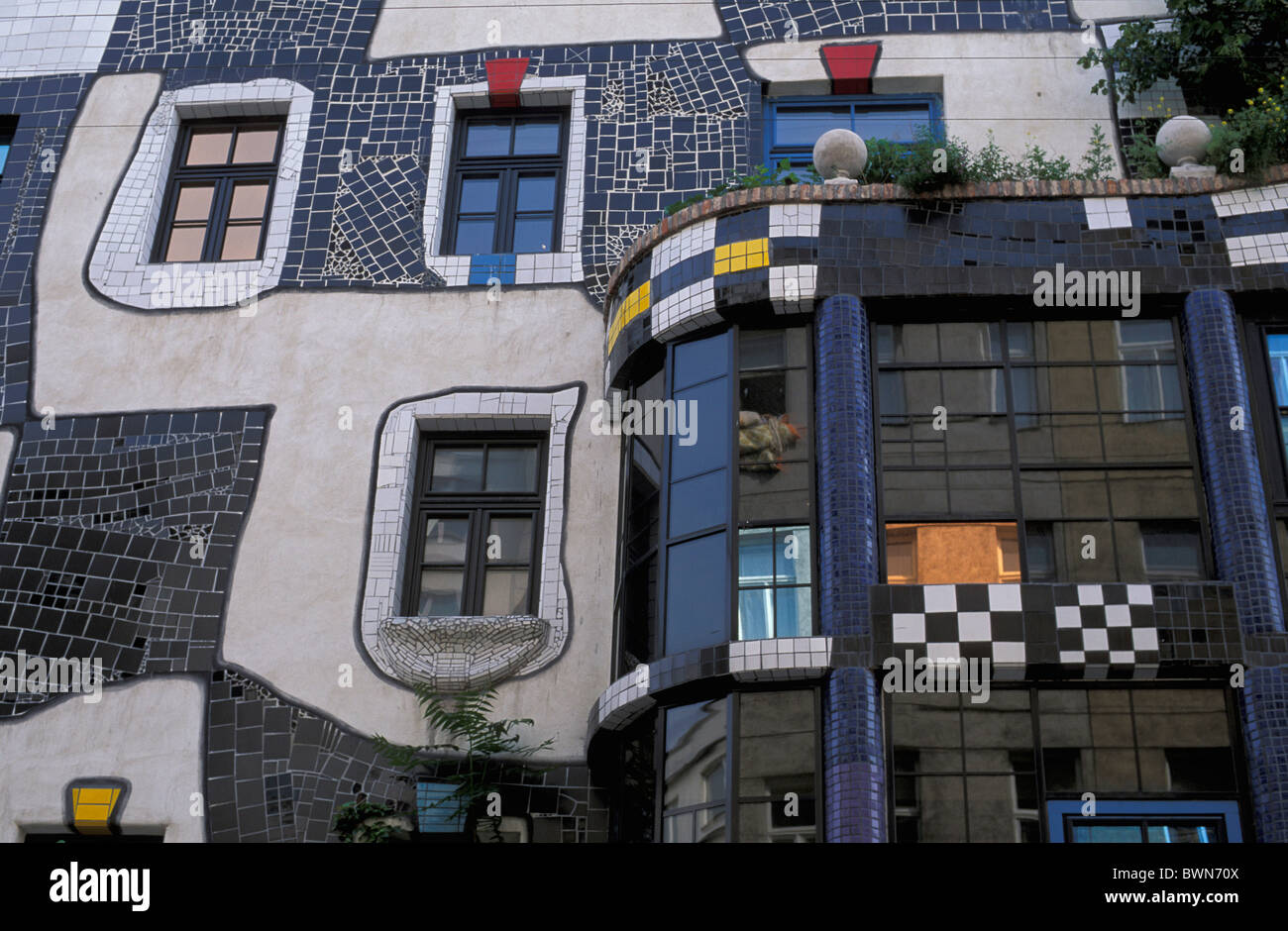 Osterreich Europa Kunsthaus Wien Wien Kunsthauswien Friedensreich