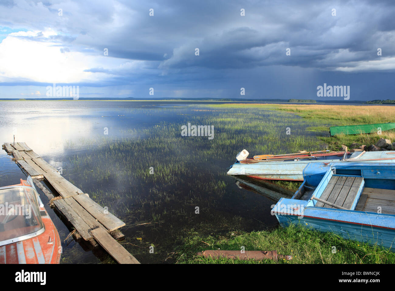 Russischen Archangelsk Russland Region Archangelsk Europa Norden Nordwesten blauer Himmel ländliche Landschaft si Stockfoto