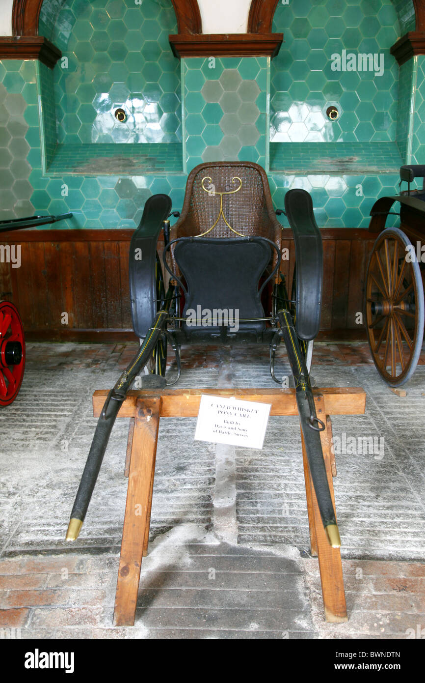 CANED WHISKEY PONY Wagen RABY Schloß STAINDROP RABY STAINDROP NORTH YORKSHIRE RABY Schloss STAINDROP 22. August 2010 Stockfoto