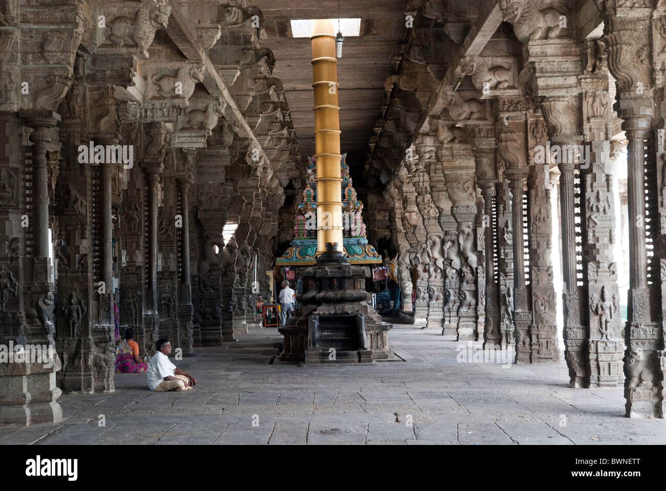 Stellt das Prithvi (Erde) Linga, Shiva, der Sri Ekambaranathar Tempel; Saivite; Kanchipuram; Kancheepuram, Tamil Nadu, Stockfoto