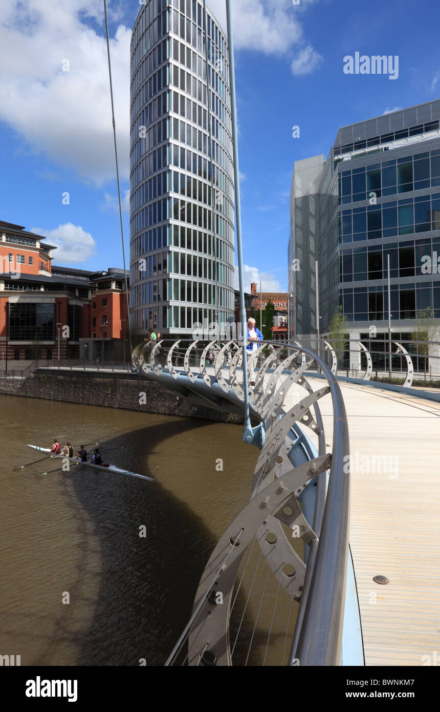 Temple Quay Fußgängerbrücke in Bristol. Stockfoto