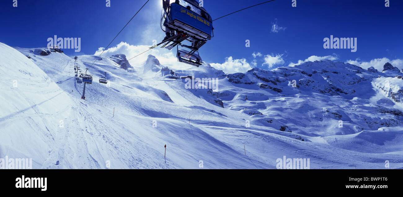 Zentrale Schweiz Europa Titlis Hang Piste Engelberg Obwalden Nidwalden Ski Skifahren Snowboard Winter spor Stockfoto