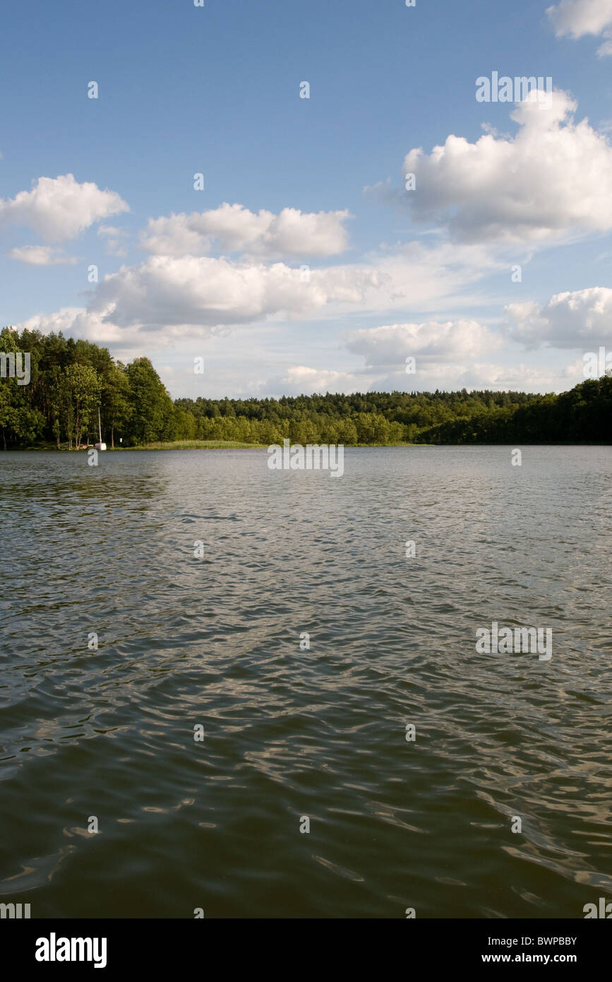 Blick auf See in Ruciane-Nida Stockfoto