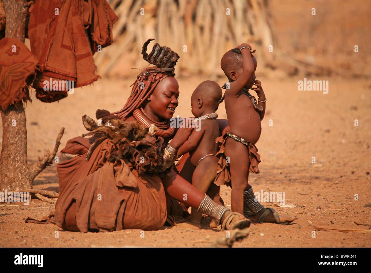 Namibia Afrika Himbas Sommer 2007 Afrika einheimischen traditionellen Tradition Schmuck Schmuck native n Stockfoto