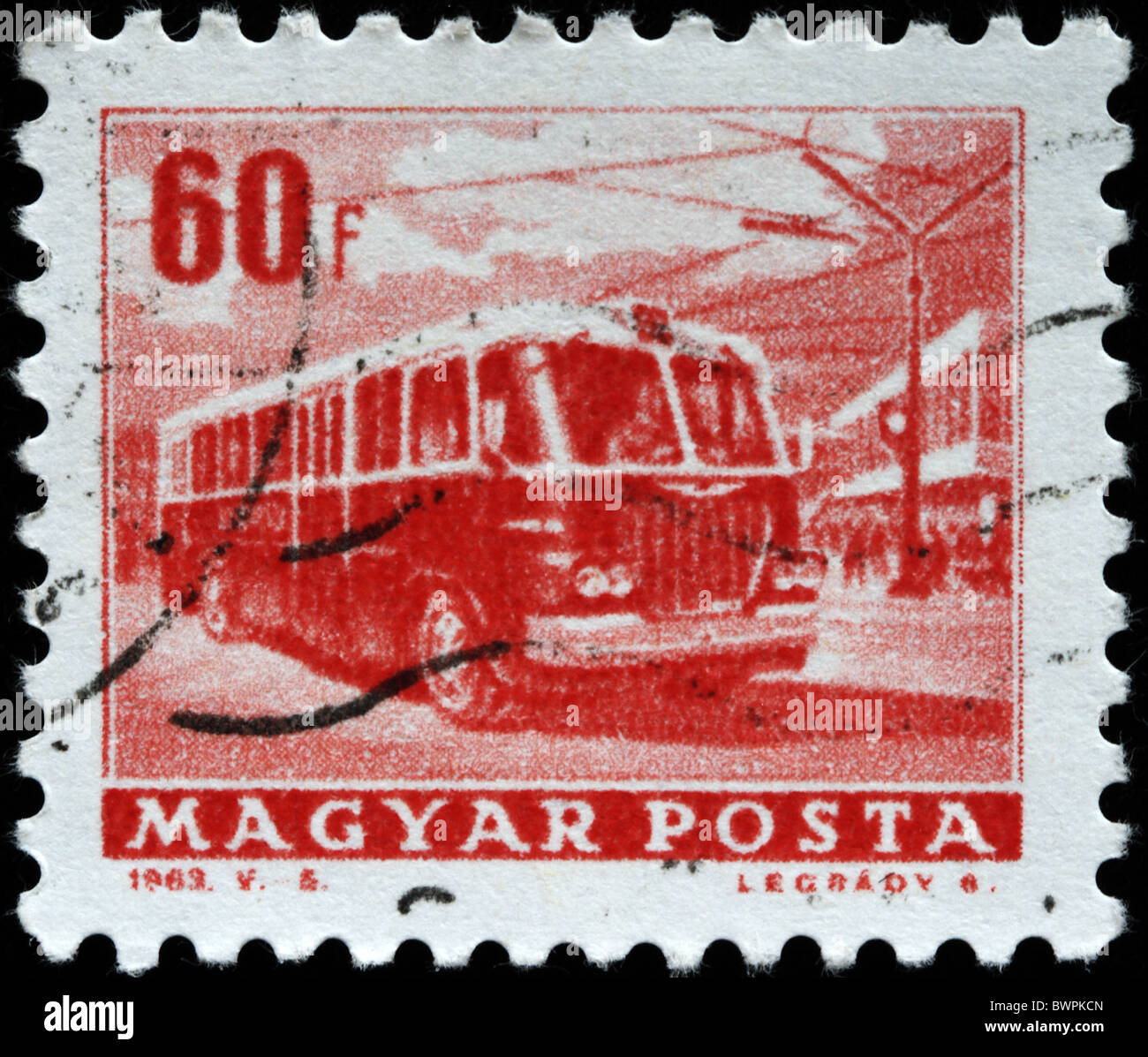 Ungarn - ca. 1963: Eine Briefmarke gedruckt in Ungarn zeigt Bus, ca. 1963 Stockfoto