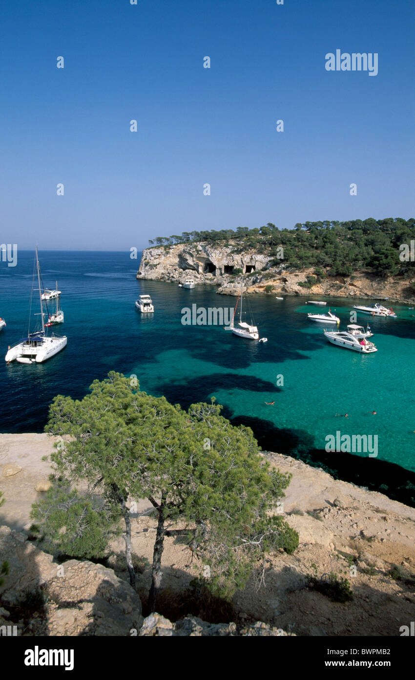 Spanien Europa Portals Vells Mallorca Balearen Europa Mittelmeer Küste Insel Küste Boote Boot Stockfoto