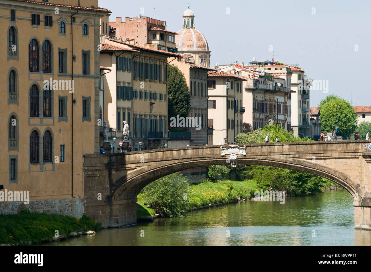 Ponte Santa Trinita, Florenz (Firenze), UNESCO World Heritage Site, Toskana, Italien, Europa Stockfoto