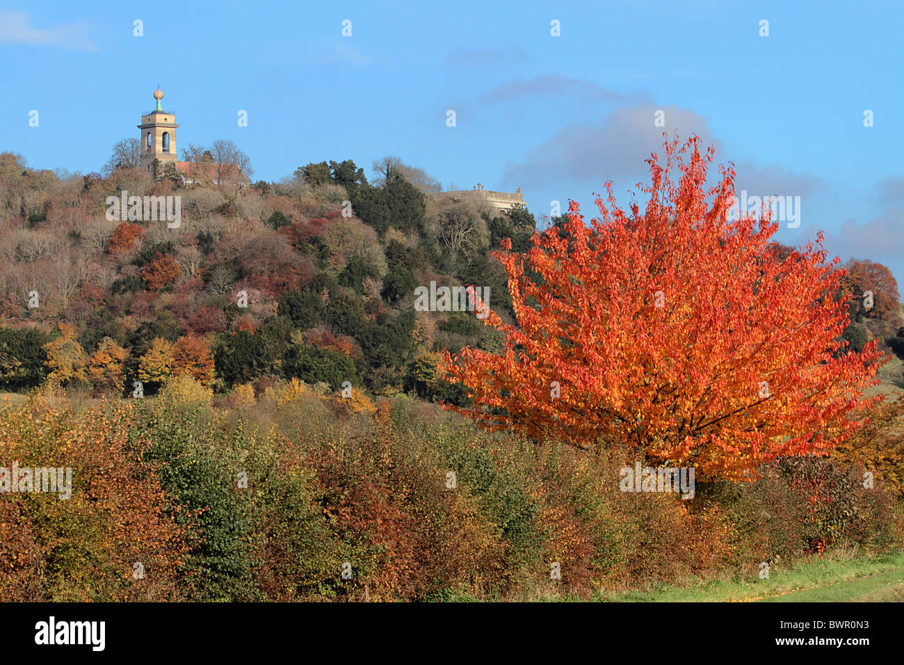 Herbstfärbung West Wycombe Kirche Dashwood Buckinghamshire Chilterns Chiltern Stockfoto