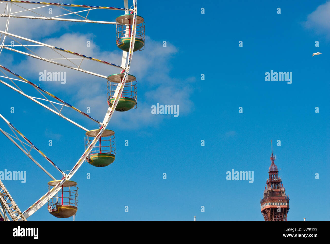 Blackpool Tower und das Riesenrad auf dem zentralen pier Stockfoto