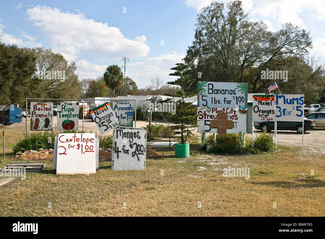 Frische Produkte stehen auf der Interstate 4 in Plant City, Florida © Myrleen Pearson Stockfoto