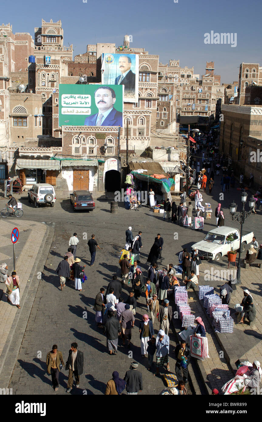 Jemen Sanaa Sanaa Sanaa Bab Al-Jemen Stadttor Übersicht erhöhte Ansicht Nord-Jemen Arabische Halbinsel fossi Stockfoto