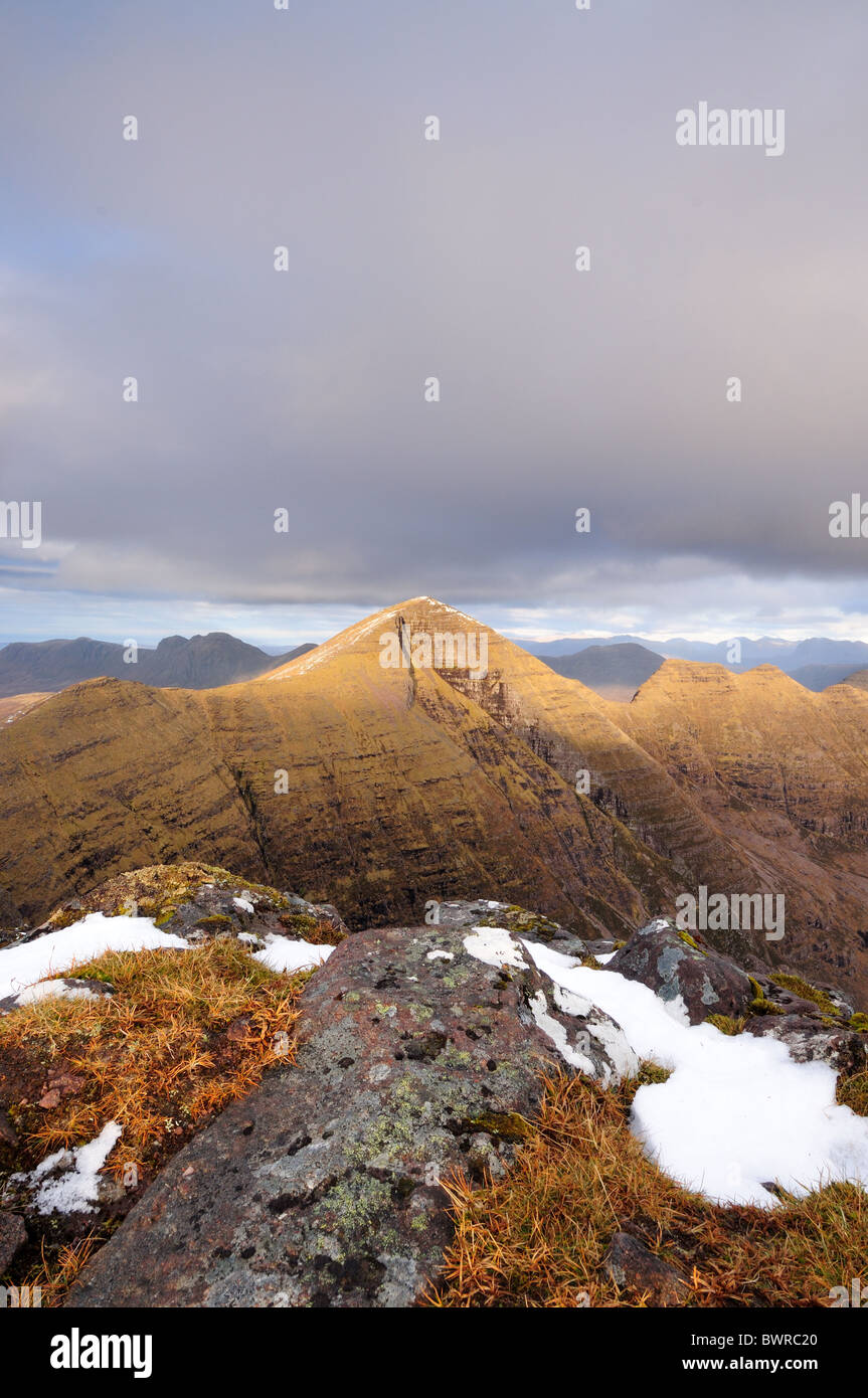 Sgurr Mor und die Hörner des Alligin, Torridon, Wester Ross, Schottisches Hochland Stockfoto
