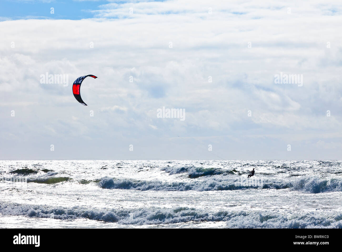 Kitesurfen auf Machrihanish auf der Halbinsel Kintyre, Argyll & Bute, Scotland Stockfoto