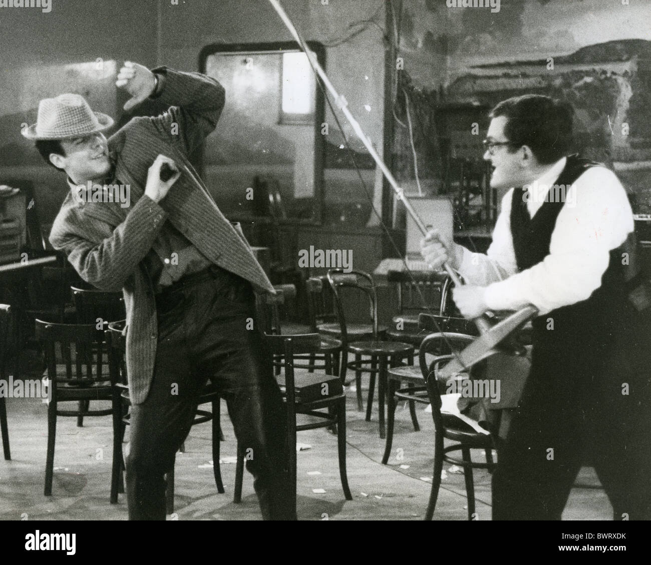 JACK GOOD Produzent der britischen TV-show OH BOY! Narren mit Pop-Sängerin Marty Wilde, die regelmäßig in den 50er Jahren war Programm Stockfoto