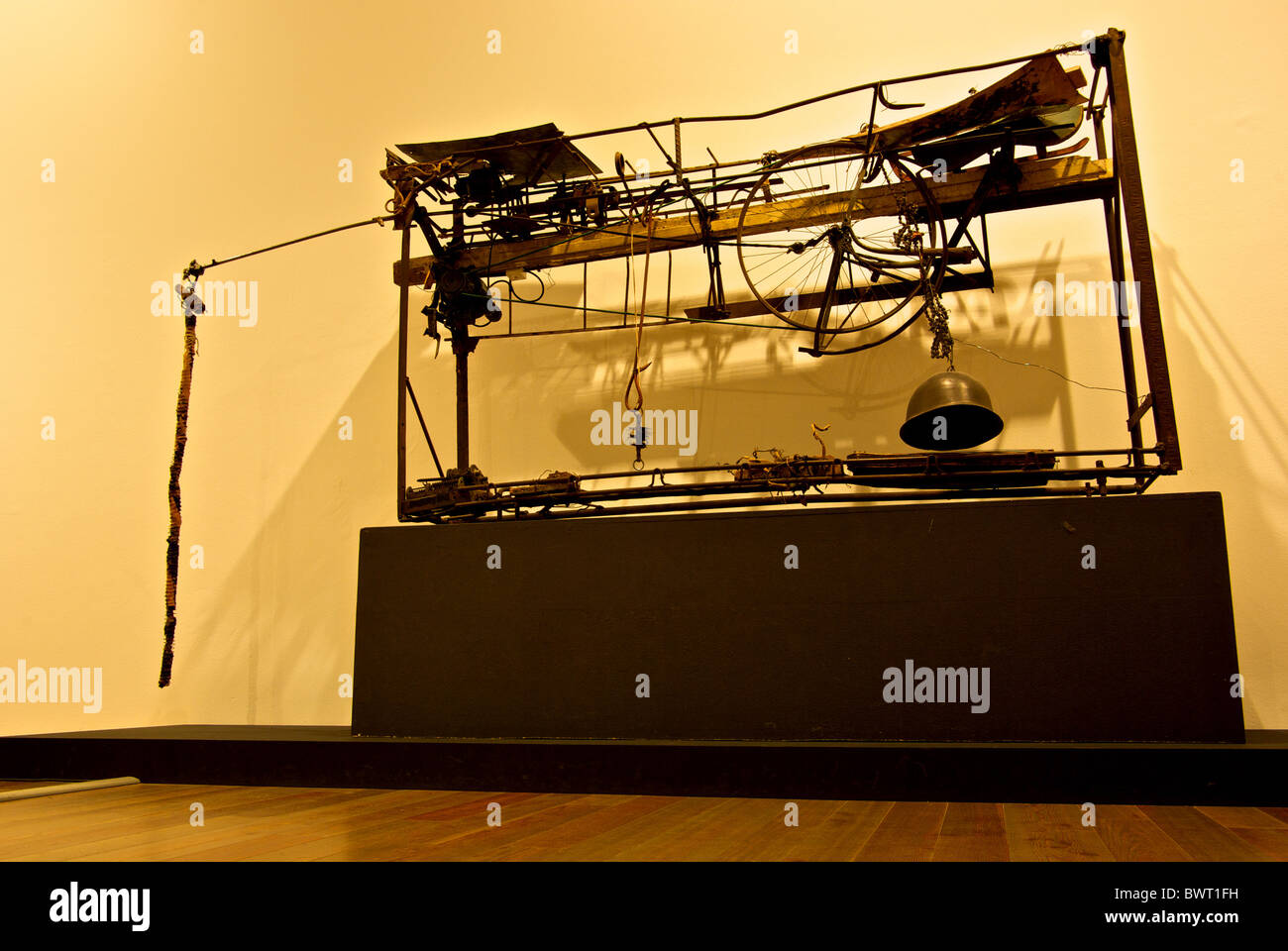 Großen Jean Tinguely skulpturalen kinetische Kunst Arbeit im Museum Basel Schweiz Stockfoto