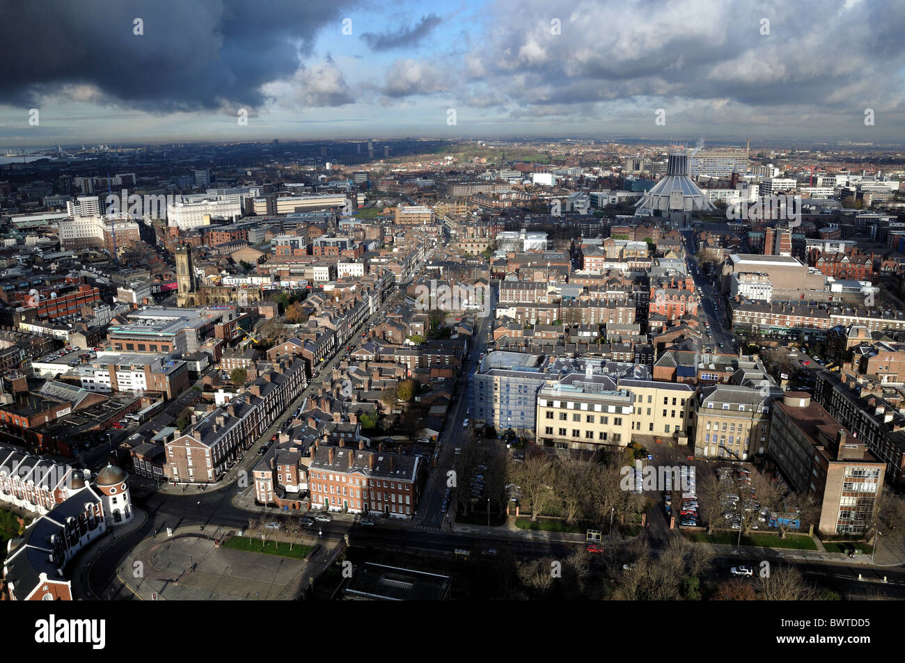 Skyline von der anglikanischen Kathedrale von Liverpool Stockfoto
