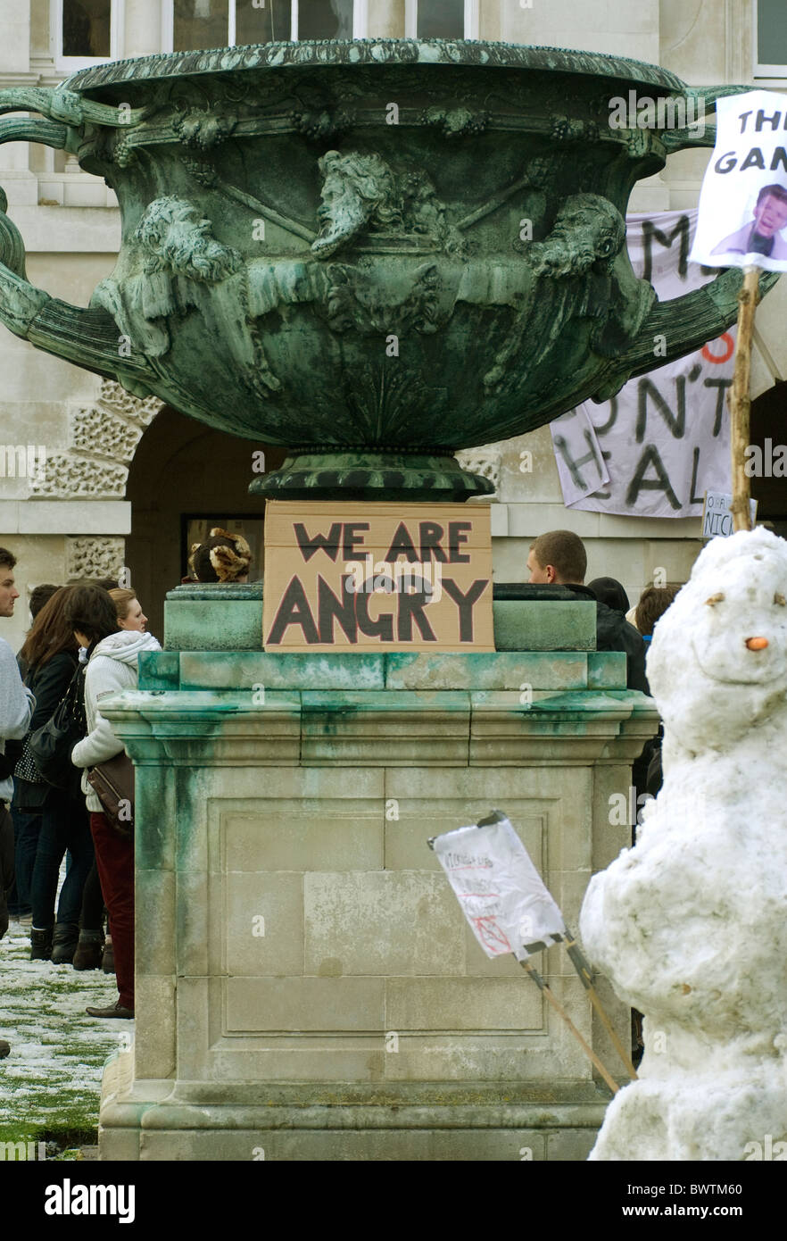 Schüler-Protest gegen die geplanten Erhöhungen der Studiengebühren an der Universität Cambridge Stockfoto