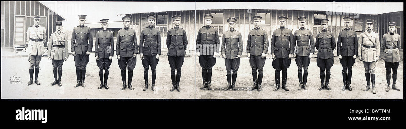 Abteilung Kommandant General Hale Abteilung Personal französische Offiziere Camp Zachary Taylor 1917 Weltkrieg WW1 Armee Stockfoto